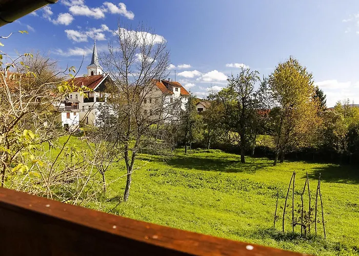 Vila House Lukovdol *