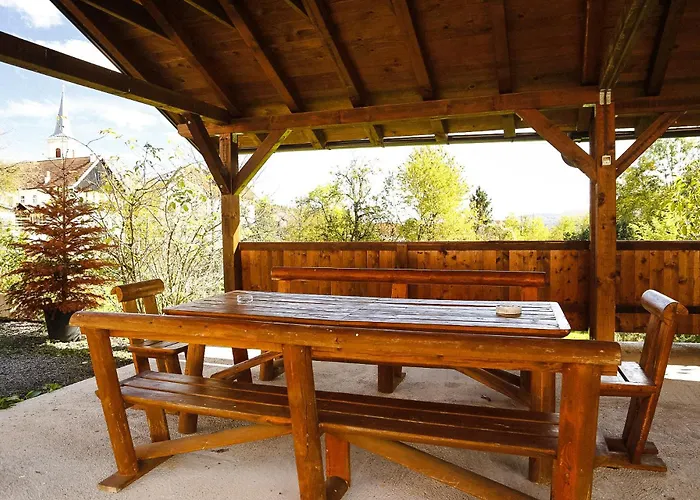 House Lukovdol Vila