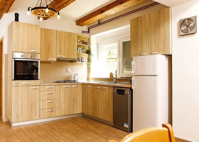 House Lukovdol Vila Vrbovsko